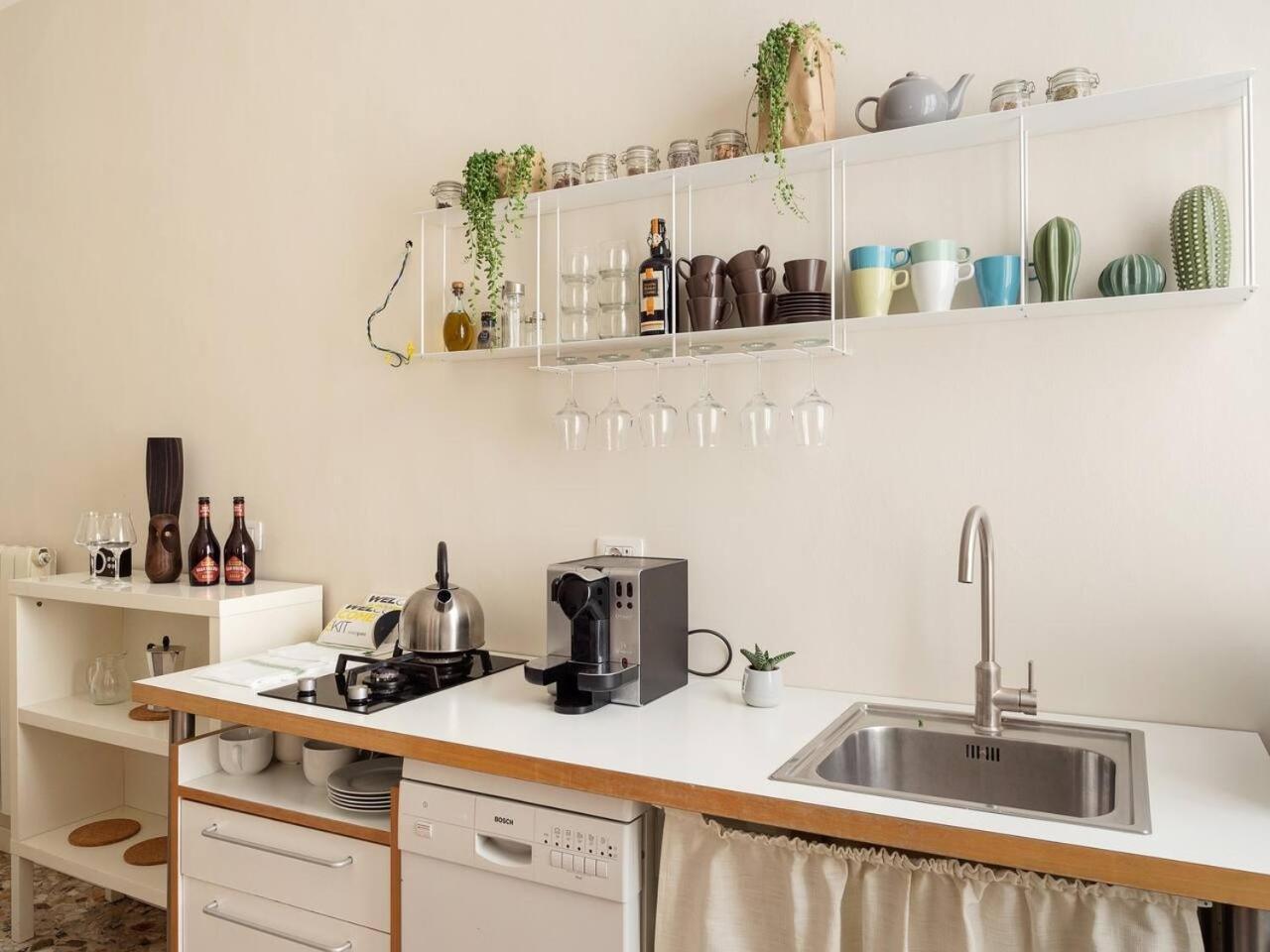 Trilocale 4/5 Ospiti In Stazione Apartment Milan Luaran gambar